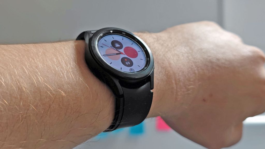 The Complete Review of the SAMSUNG Galaxy Watch 4