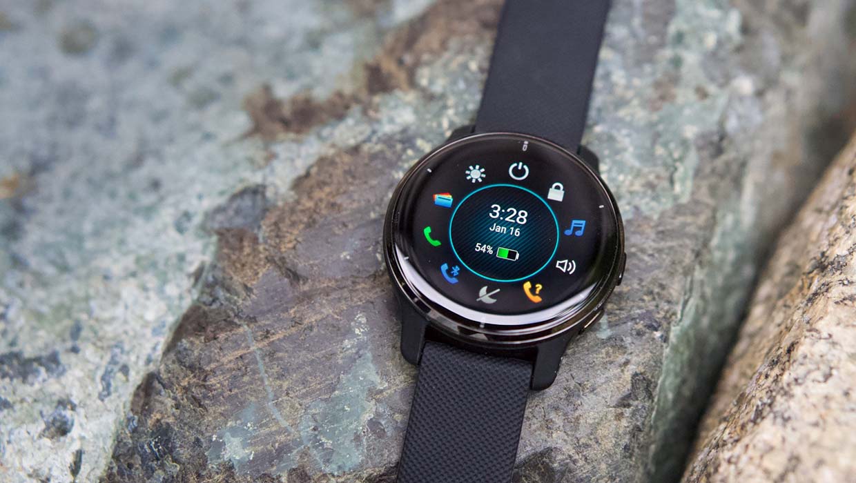 Long Battery Life + Stunning Design: Top Smartwatches Worth Buying in 2025